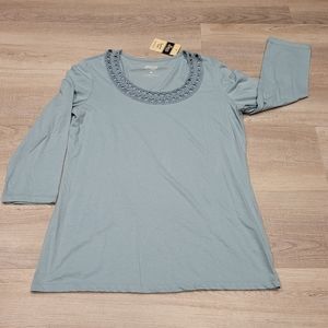 Bass M long-sleeved top